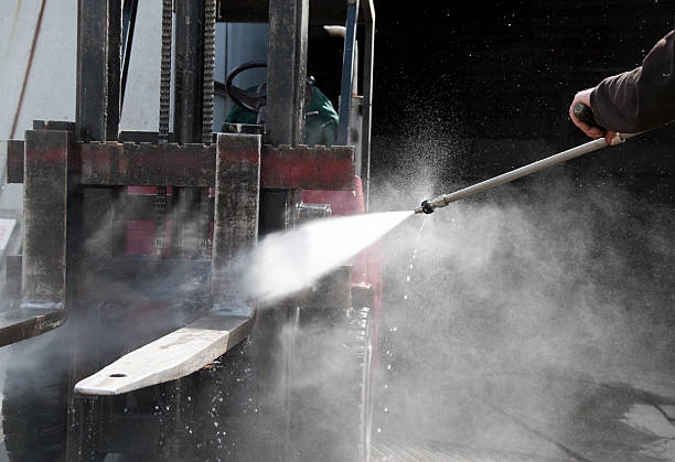 Best Warehouse Cleaning  in Wedgefield, SC